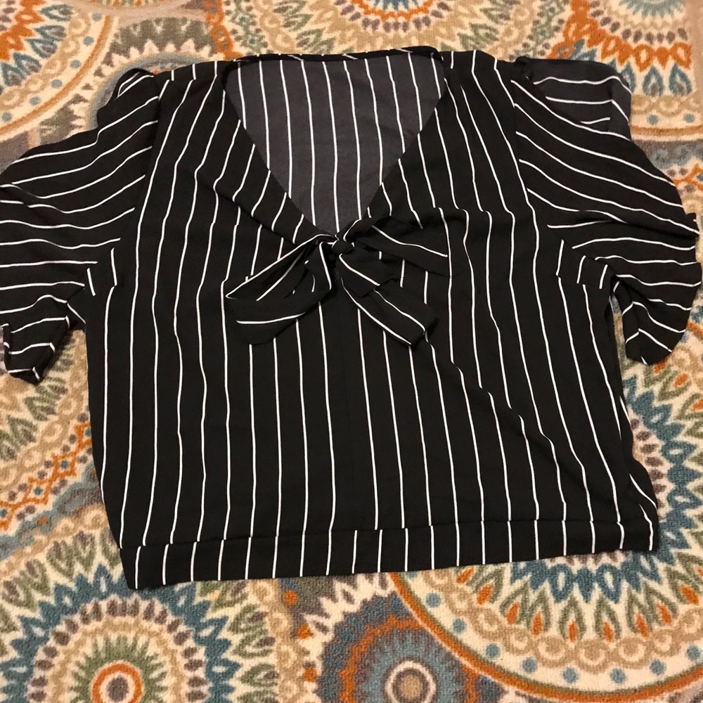 Black and white pine stripe blouse